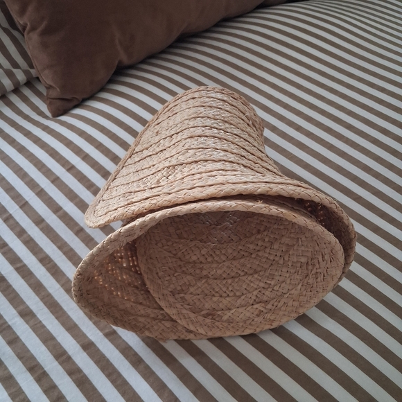 🧳Hat Attack Roll Up Travel Visor Natural 100% Raffia Straw🧳 - Picture 5 of 6
